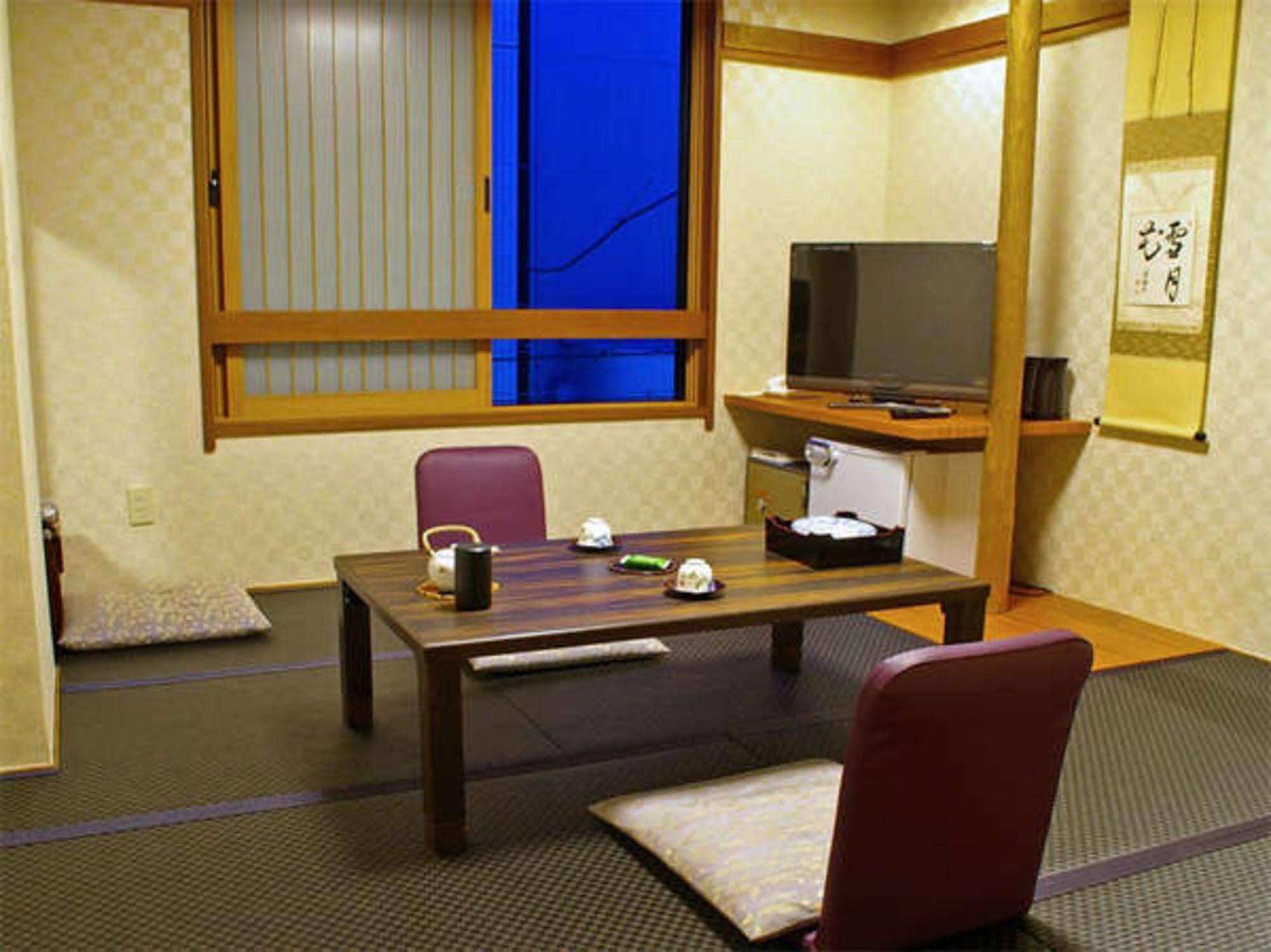 Satomo Ryokan Kyoto Exterior foto